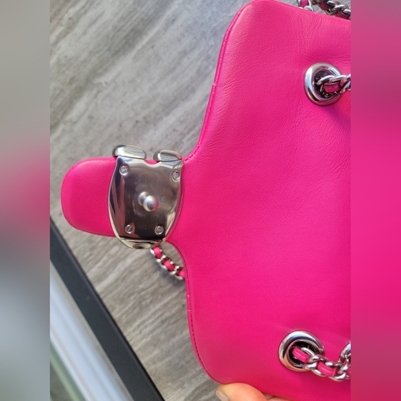 Coach Quilted Tabby 20 Dragonfruit - Picture 8 of 16